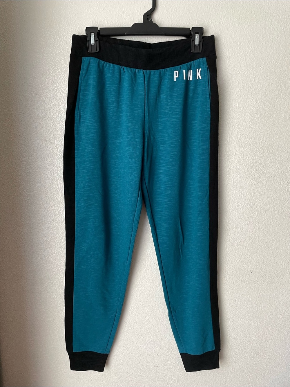 PINK Victoria’s Secret fleece joggers - Picture 2 of 5